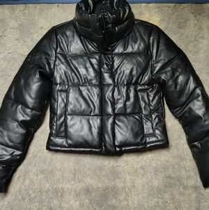 Alya Black Puffer Jacket